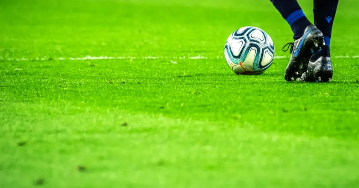 PPDA vs Pass Accuracy: 2 trục dữ liệu phân loại 12 mô hình chiến thuật V-League