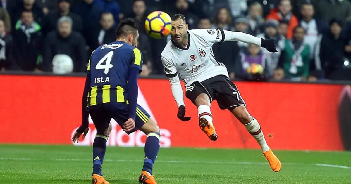 Manchester City — vắng Rodri, Pep tìm giải pháp tuyến giữa