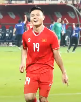 Nguyễn Quang Hải khoác áo CAHN tại V-League 2025-26 và đội tuyển Việt Nam dưới thời HLV Kim Sang-sik