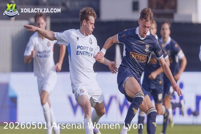 Arsenal Nữ ăn mừng bàn thắng trước OL Lyon trong bán kết UWCL tại Emirates Stadium