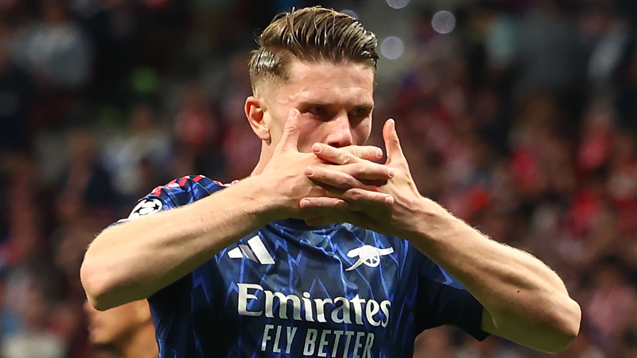 Viktor Gyökeres ghi bàn cho Arsenal trong hành trình UCL bán kết Budapest Puskás Aréna 2026